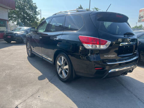 2014 Nissan Pathfinder Platinum