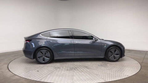 2020 Tesla Model 3 Standard Range Plus
