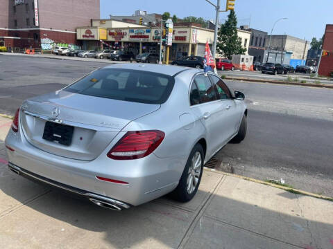 2017 Mercedes-Benz E-Class E 300 4MATIC