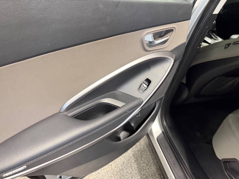 2017 Hyundai Santa Fe Sport 2.4L