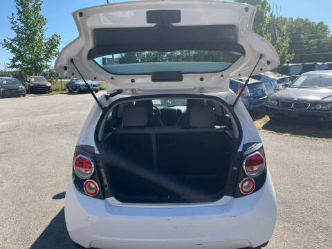 2012 Chevrolet Sonic LS