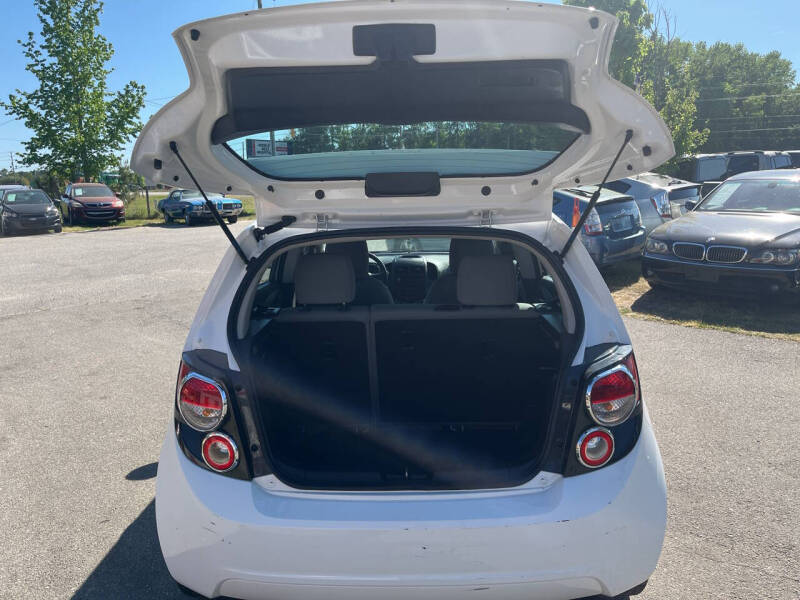 2012 Chevrolet Sonic LS