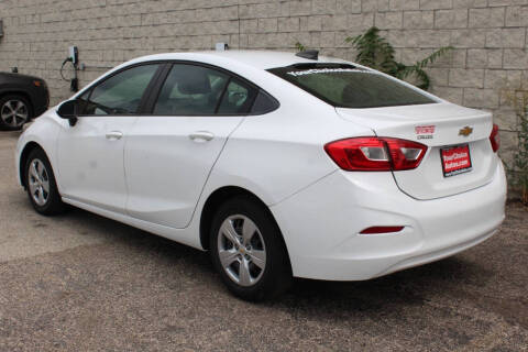 2017 Chevrolet Cruze LS Auto