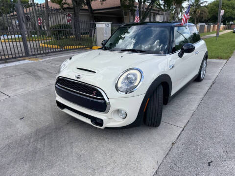 2015 MINI Hardtop 2 Door Cooper S