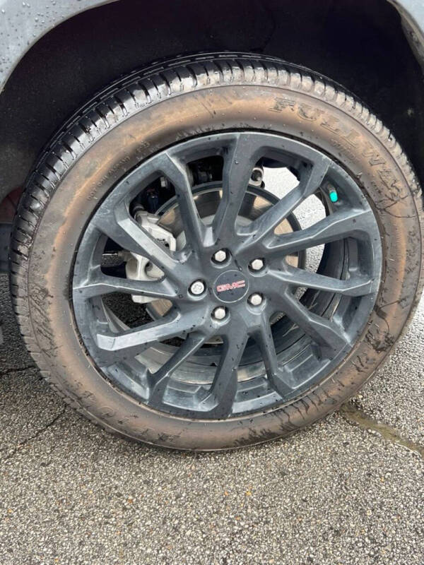 2024 GMC Terrain SLE