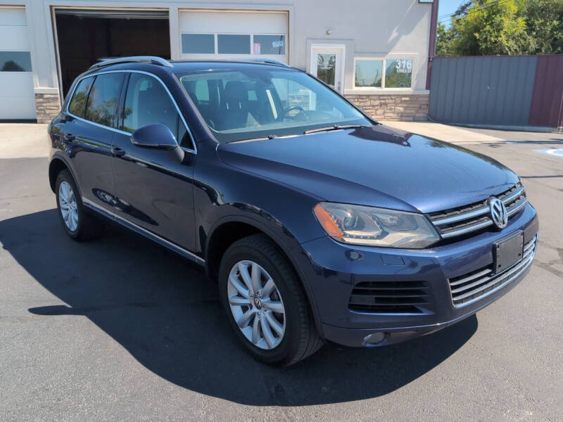 2012 Volkswagen Touareg VR6 Lux