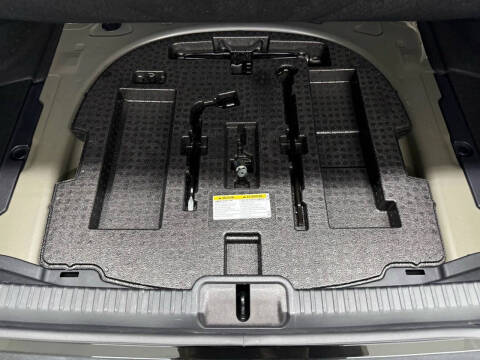 2023 Lexus ES 350 F SPORT Handling