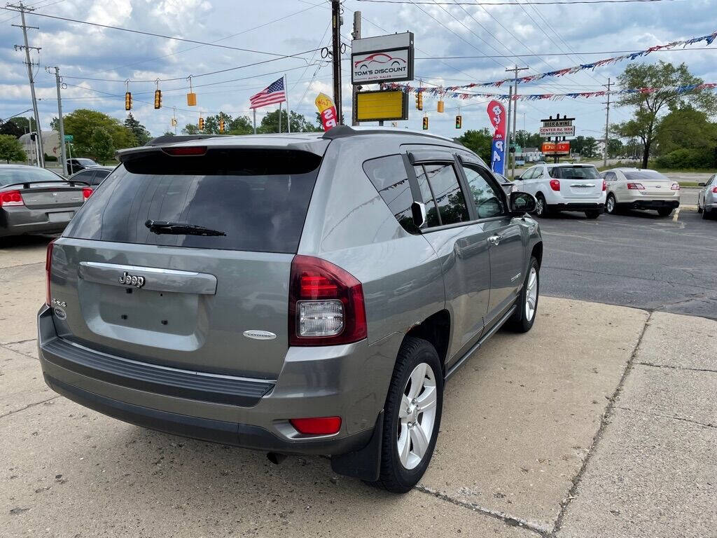 Gray 2014 Jeep Compass Latitude 4x4 Latitude 4dr SUV 2