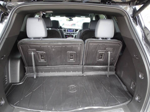 2022 Buick Enclave Essence