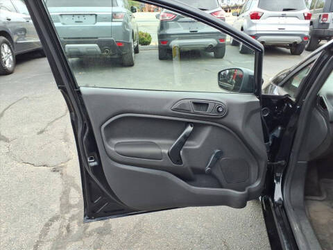 2016 Ford Fiesta S