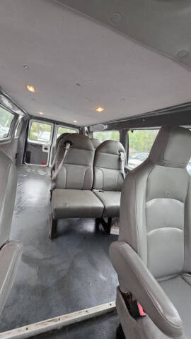 2011 Ford E-Series E-250