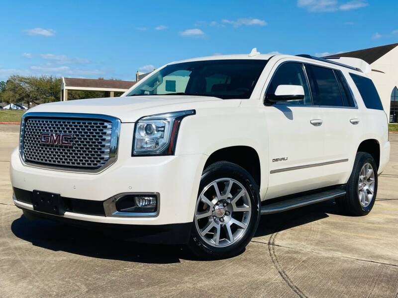 2015 GMC Yukon for sale at AUTO DIRECT Bellaire in Houston TX