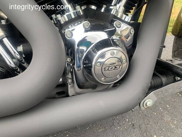 2013 Harley-Davidson FXS Blackline