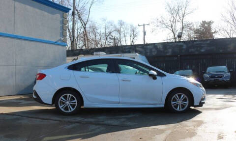 2017 Chevrolet Cruze LT Auto