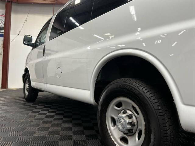 2017 Chevrolet Express 2500