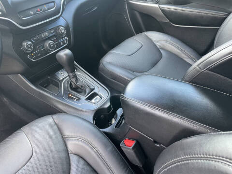 2021 Jeep Cherokee Latitude Lux