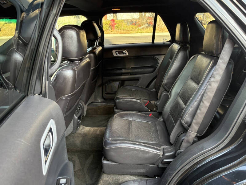 2013 Ford Explorer Sport