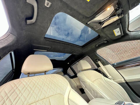 2017 BMW 7 Series 740i