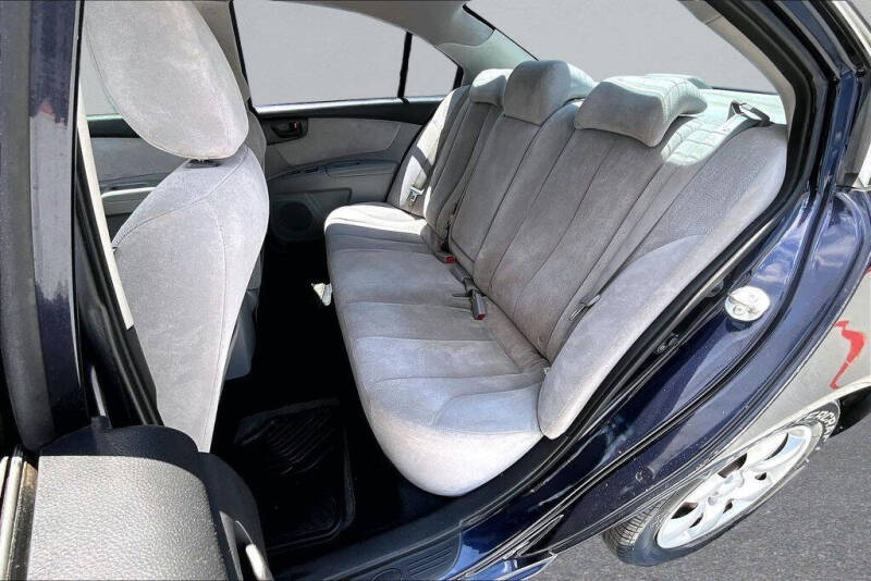 2010 Kia Optima LX