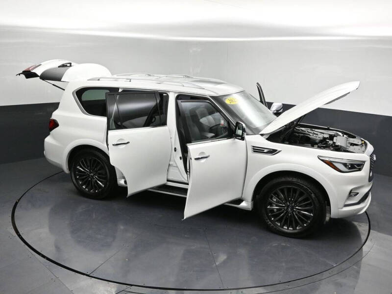 2022 Infiniti QX80 Sensory