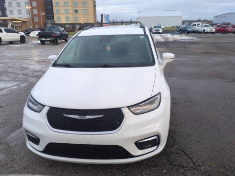 2022 Chrysler Pacifica Touring L