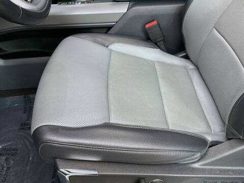 2023 Ford F-150 Lightning Pro