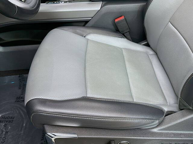 2023 Ford F-150 Lightning Pro