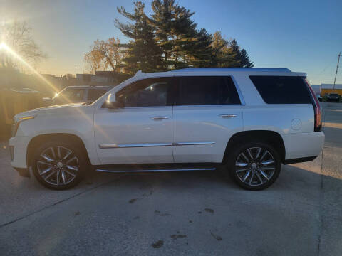 2015 Cadillac Escalade for sale at Chuck's Sheridan Auto in Mount Pleasant WI