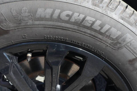 2022 GMC Canyon Elevation Standard