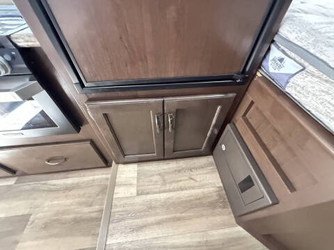 2019 Ford FOUR WINDS THOR 22E