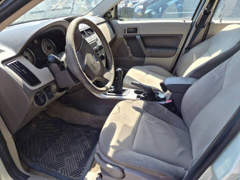 2011 Ford Focus S