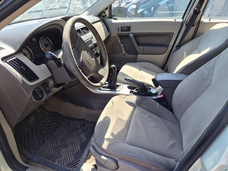 2011 Ford Focus S