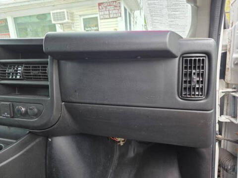 2016 GMC Savana 2500