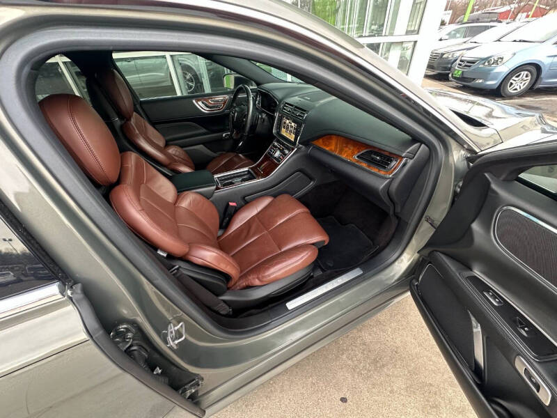 2017 Lincoln Continental Reserve