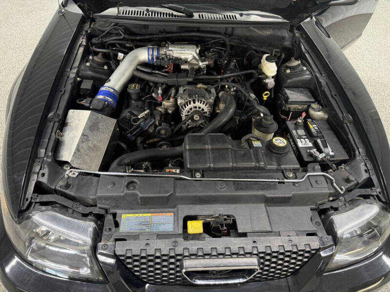 2002 Ford Mustang GT Deluxe