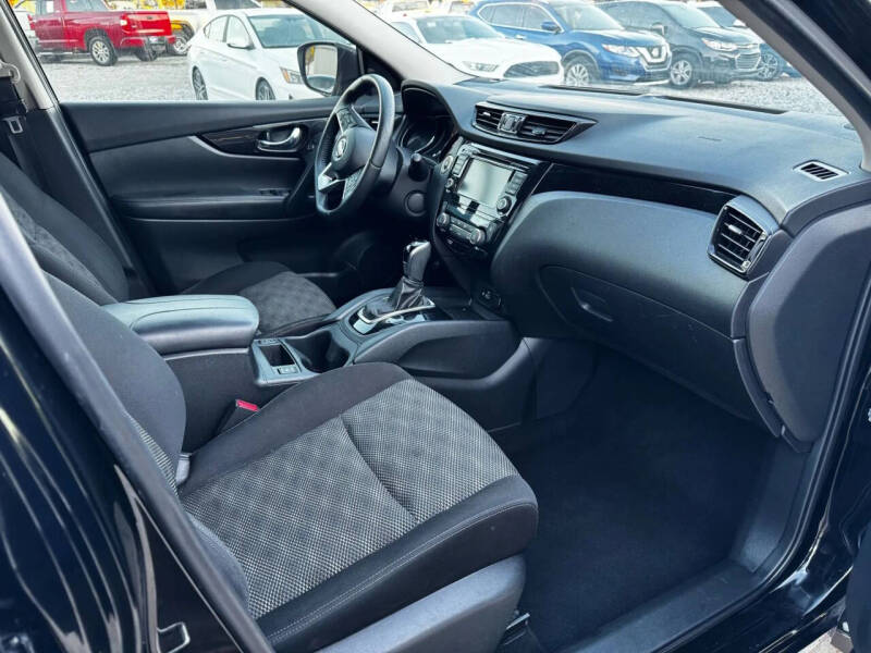 2021 Nissan Rogue Sport SV