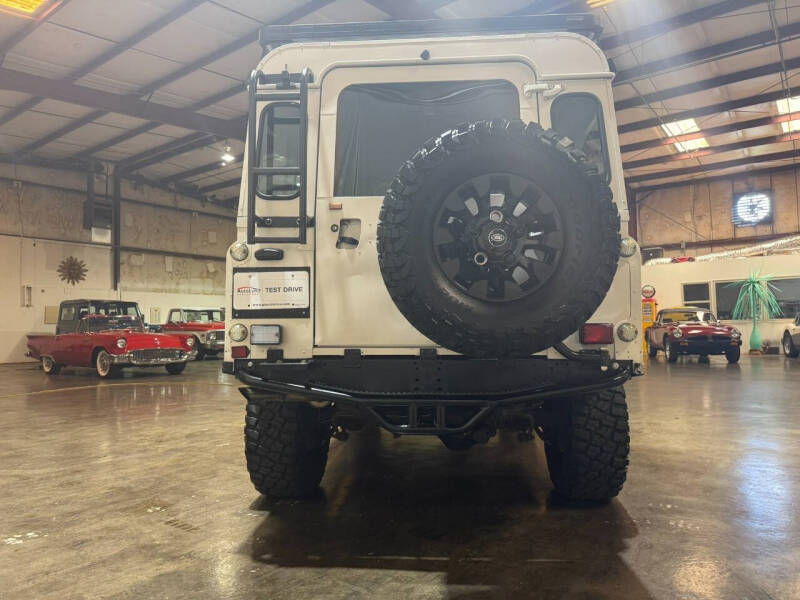 1990 Land Rover Defender