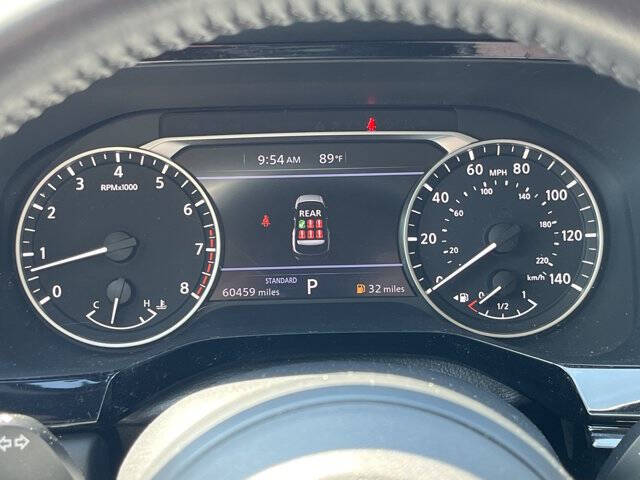 2024 Nissan Pathfinder SV