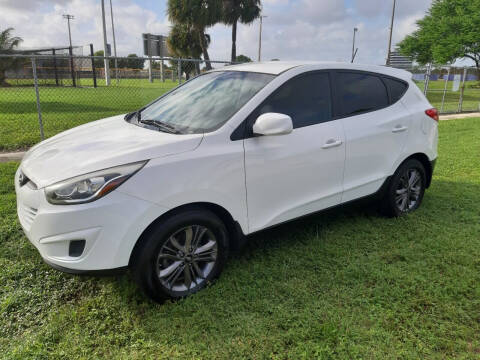 2015 Hyundai Tucson for sale at MOTORCARS OF DISTINCTION INC in West Palm Beach FL