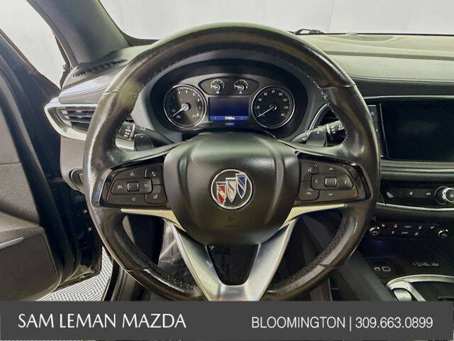 2022 Buick Enclave Essence