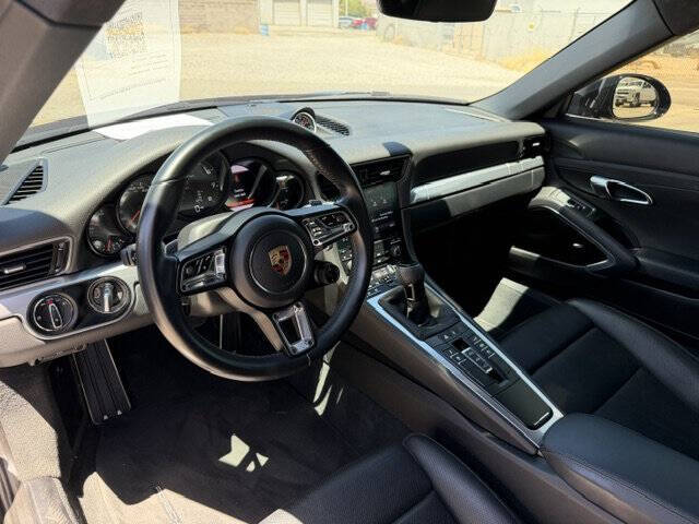 2018 Porsche 911 Carrera S