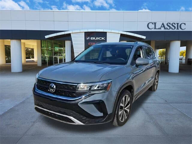 2022 Volkswagen Taos SE 4Motion