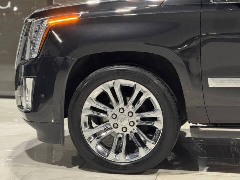 2019 Cadillac Escalade ESV Premium Luxury