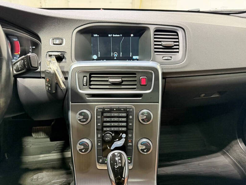 2015 Volvo S60 T5 Premier