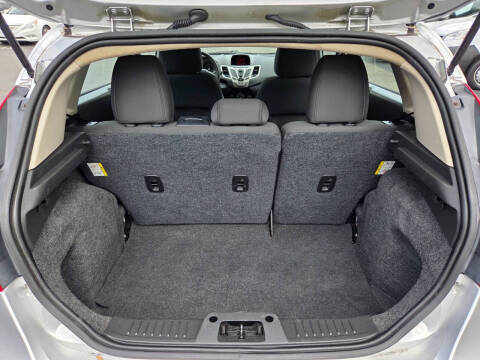 2013 Ford Fiesta SE