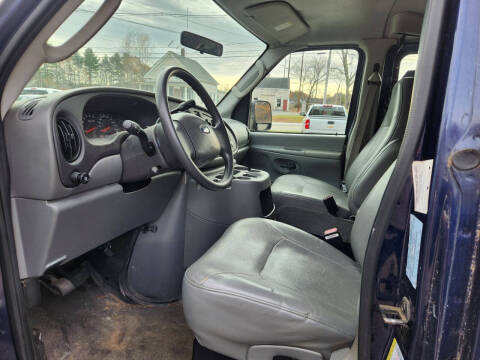 2005 Ford E-Series E-250