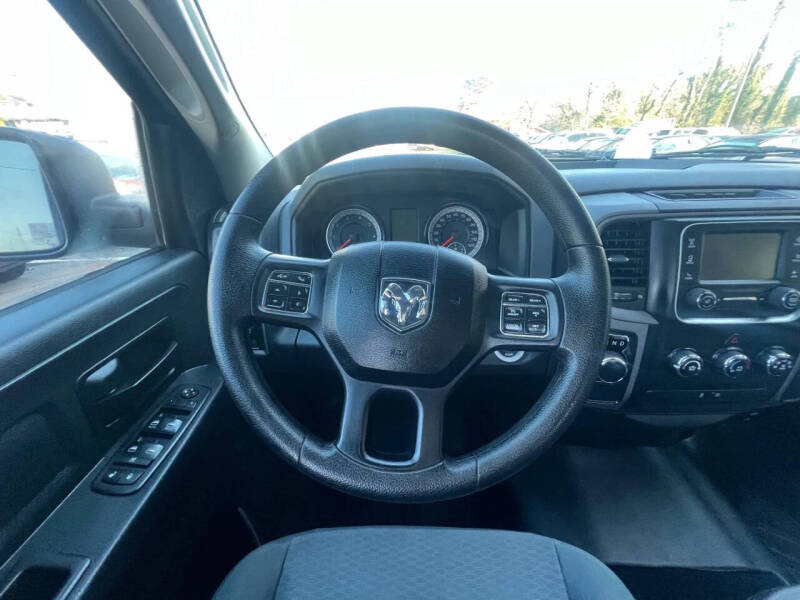 2017 RAM 1500 Express