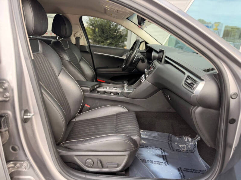 2022 Genesis G70