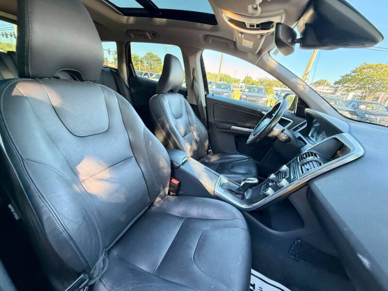 2016 Volvo XC60 T5 Premier