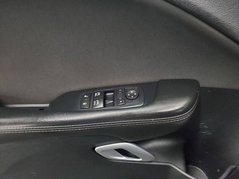 2017 Dodge Challenger SXT